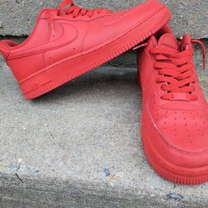 Nike Air Force 1 '07 LV8 1